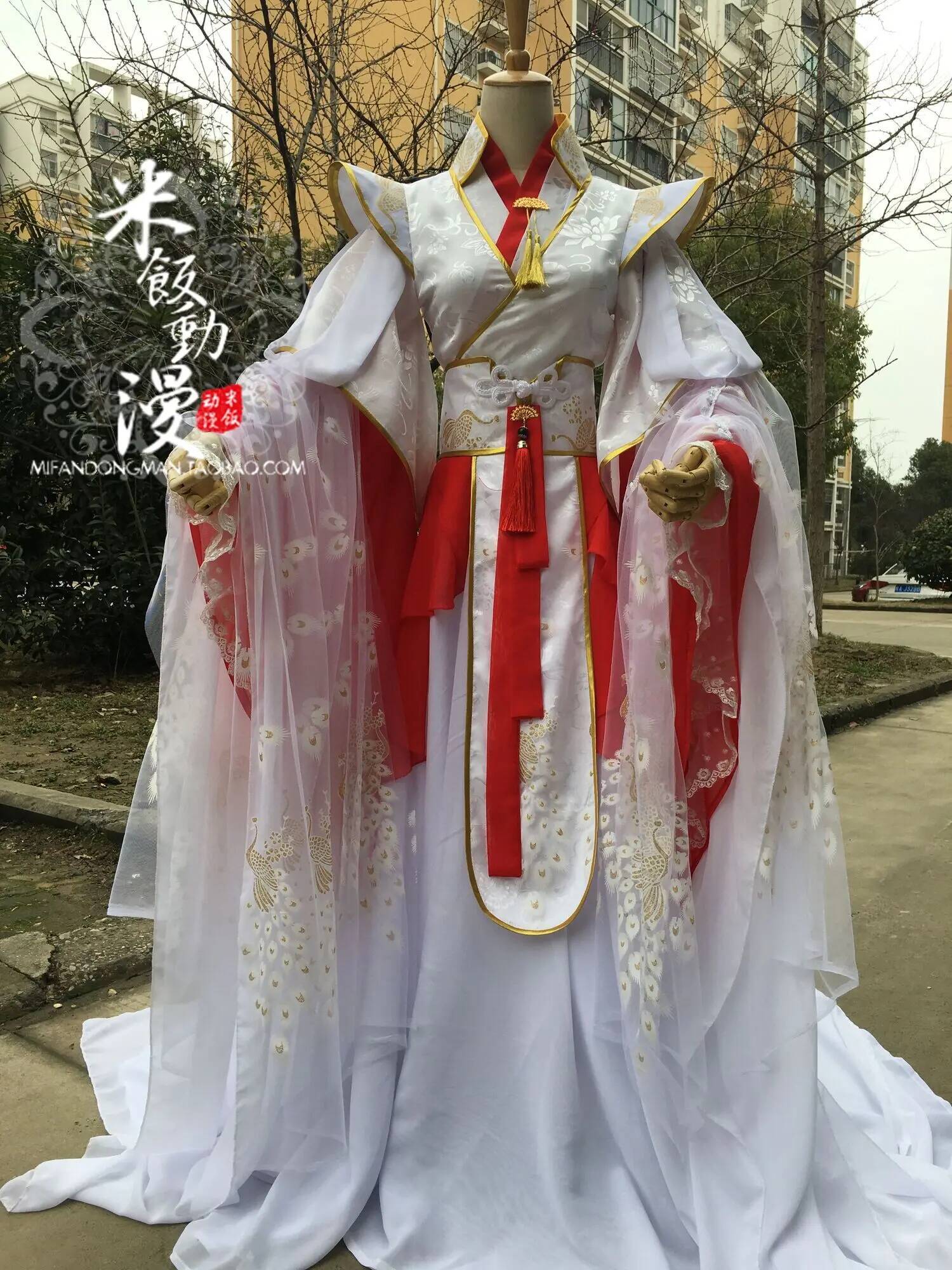 공식적인 축하 의식을 거행한 왕자 유에 천상의 신 코스 - Anime Cosplay For Halloween 리뷰 및 가격